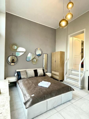 Studio 1 Apartment